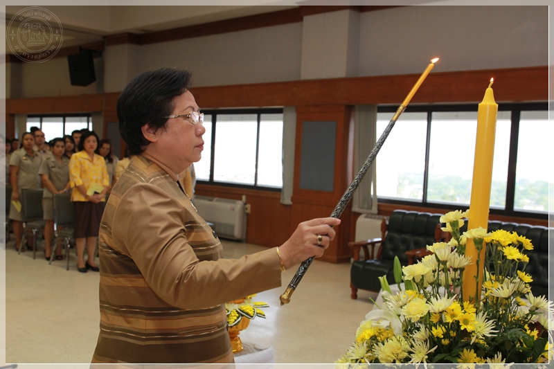 ﻿กรมบังคับคดีจัดพิธีถวายพระพรชัยมงคลและถวายสัตย์ปฏิญาณฯเนื่องในวันเฉลิมพระชนมพรรษาฯ